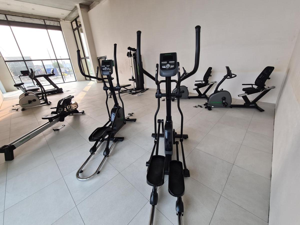 Central Park Tower Sea View Residence With Pool And Gym ออสเทนด์ ภายนอก รูปภาพ