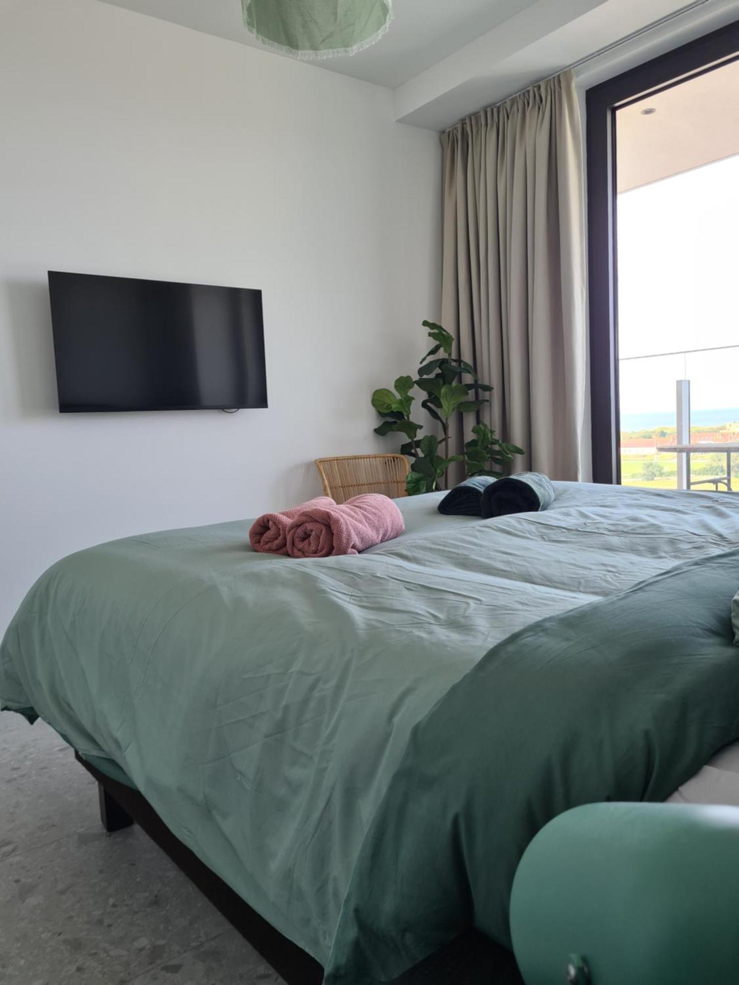 Central Park Tower Sea View Residence With Pool And Gym ออสเทนด์ ภายนอก รูปภาพ